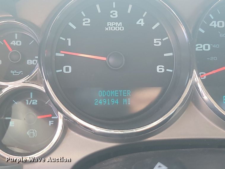 image for item LQ9232 2009 GMC Sierra 2500HD  pickup truck