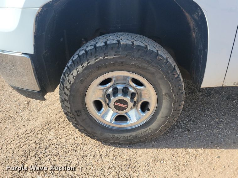 image for item LQ9232 2009 GMC Sierra 2500HD  pickup truck