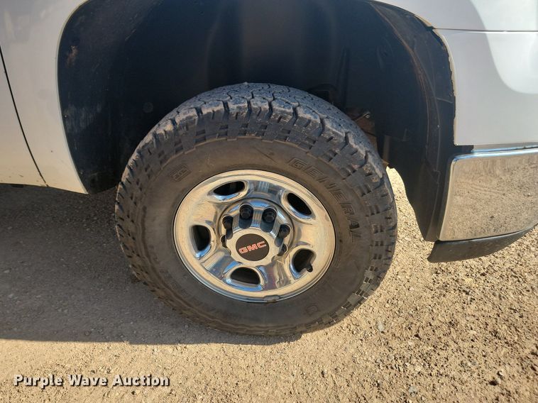 image for item LQ9232 2009 GMC Sierra 2500HD  pickup truck