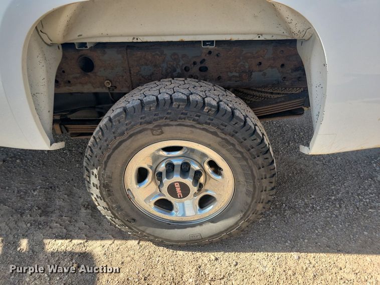 image for item LQ9232 2009 GMC Sierra 2500HD  pickup truck