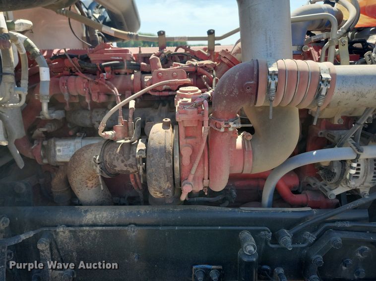 image for item LQ9240 2013 Peterbuilt 367  dump truck