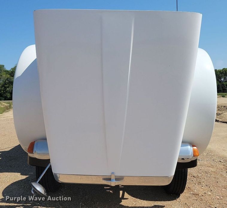 image for item LQ9240 2013 Peterbuilt 367  dump truck