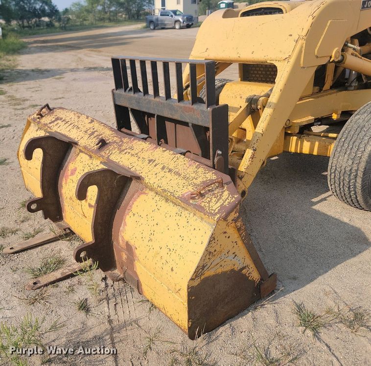 image for item LQ9241 John Deere 500 Series B  backhoe