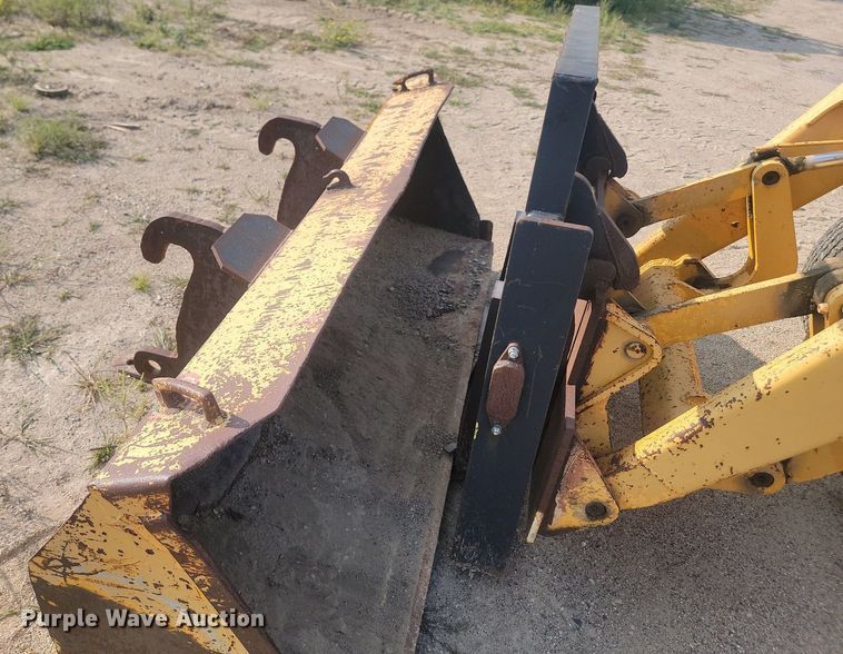 image for item LQ9241 John Deere 500 Series B  backhoe