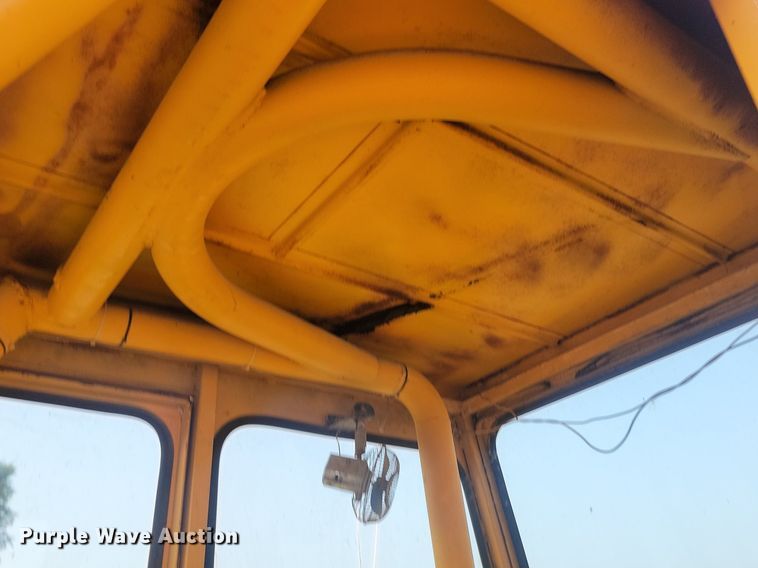 image for item LQ9241 John Deere 500 Series B  backhoe