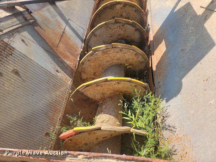 image for item LQ9243 Eagle  44" W sand screw