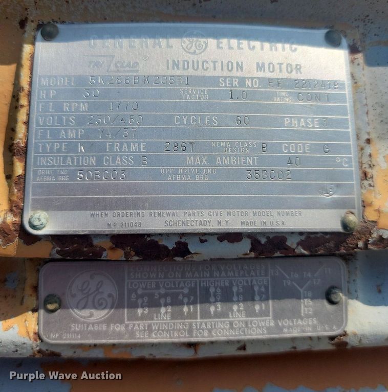 image for item LQ9243 Eagle  44" W sand screw