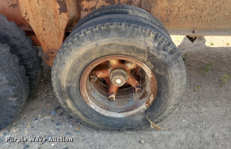 image for item LQ9243 Eagle  44" W sand screw