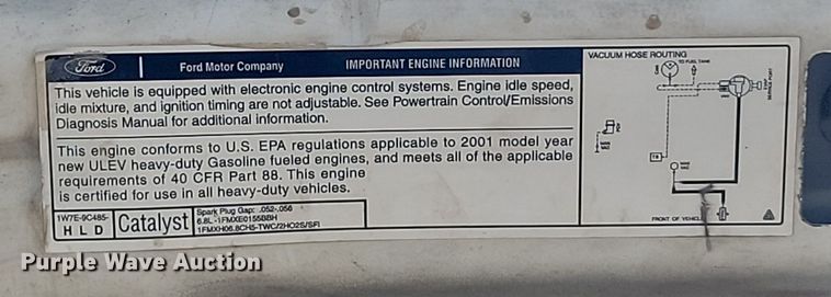 image for item LQ9253 2001  Ford F350 Super Duty  Crew cab flatbed pickup truck