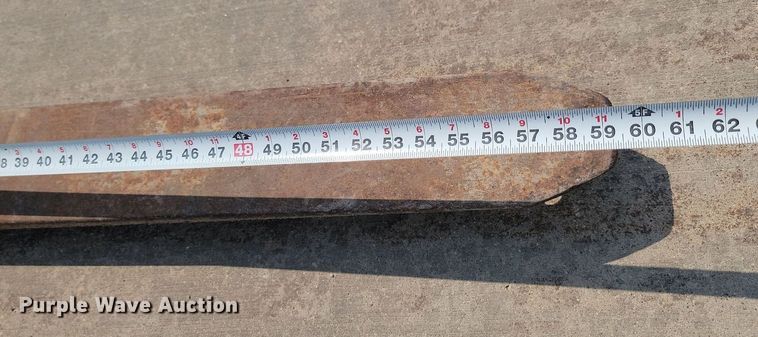 image for item LQ9254 Clark  forklift