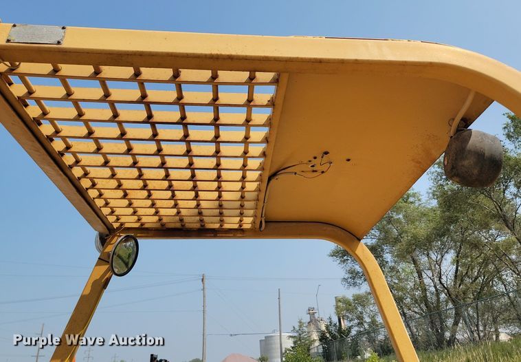 image for item LQ9254 Clark  forklift