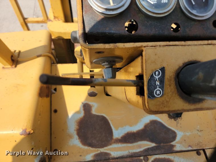 image for item LQ9254 Clark  forklift