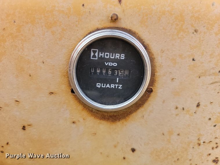 image for item LQ9254 Clark  forklift