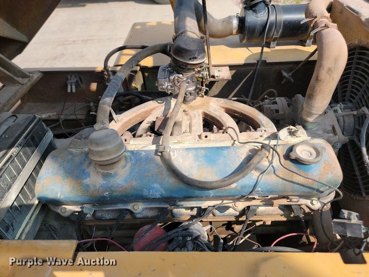 image for item LQ9254 Clark  forklift