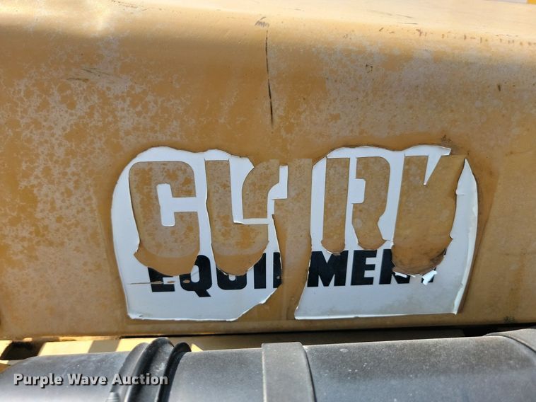 image for item LQ9254 Clark  forklift