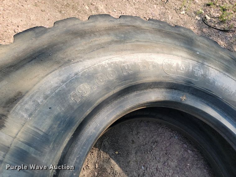 image for item LQ9255 (4) tires