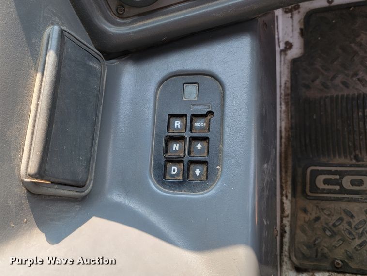 image for item LQ9256 2004 Sterling Condor  refuse truck