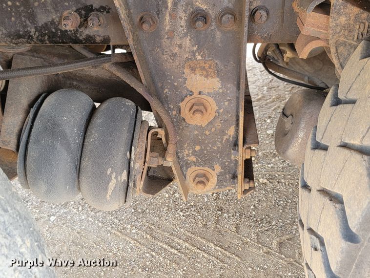 image for item LQ9256 2004 Sterling Condor  refuse truck