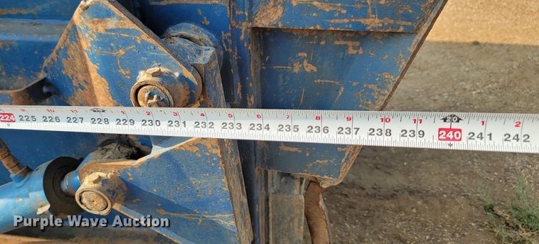 image for item LQ9257 1994 Ford L8000  refuse truck