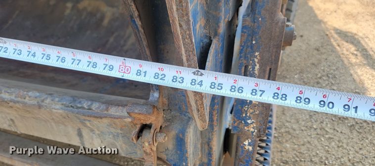 image for item LQ9257 1994 Ford L8000  refuse truck