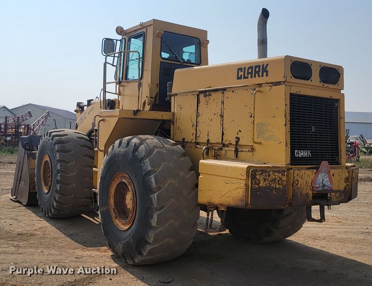image for item LQ9258 1984 Clark 175C  wheel loader