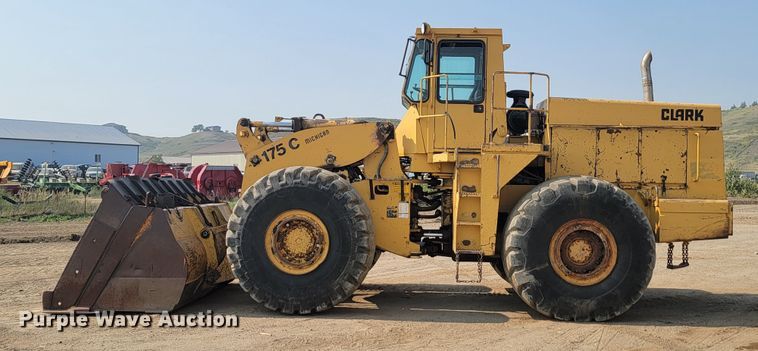 image for item LQ9258 1984 Clark 175C  wheel loader
