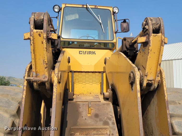 image for item LQ9258 1984 Clark 175C  wheel loader