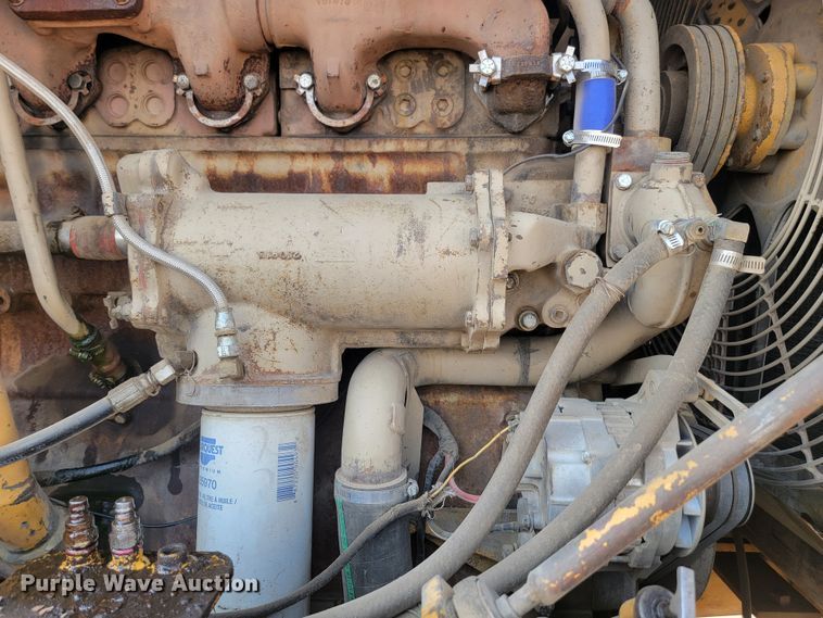 image for item LQ9258 1984 Clark 175C  wheel loader