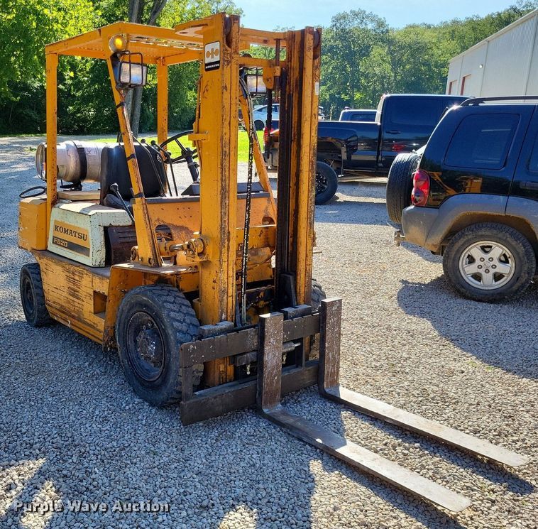 image for item LS9664 Komatsu FG20-8  forklift