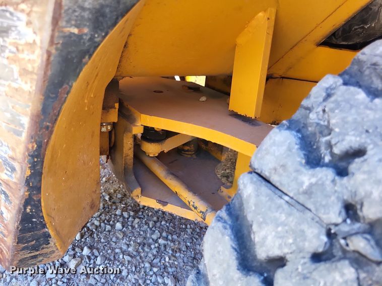 image for item LS9664 Komatsu FG20-8  forklift