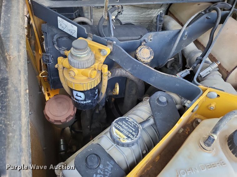 image for item LS9666 2011 John Deere 333D  tracked skid steer loader