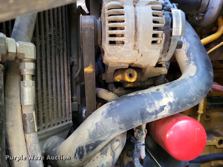 image for item LS9666 2011 John Deere 333D  tracked skid steer loader