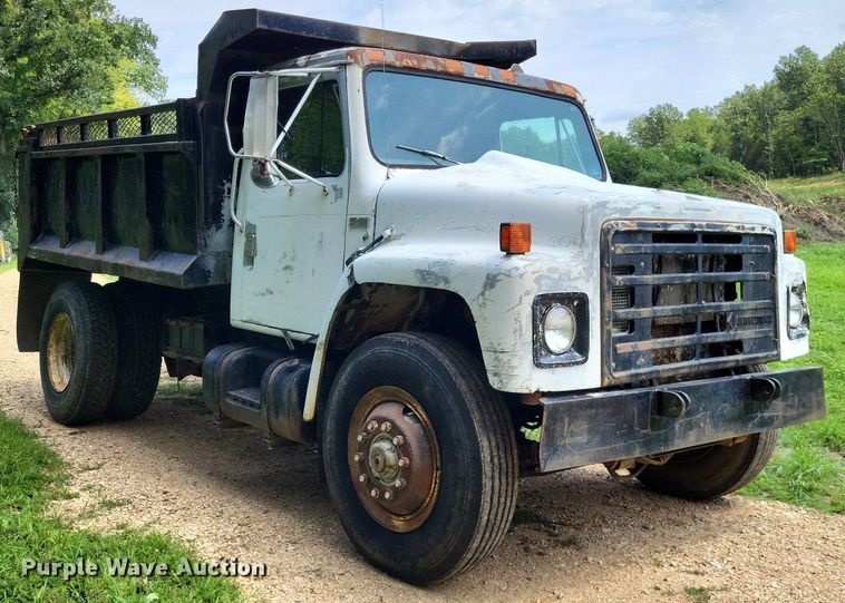 image for item LS9680 1988 International 1954  dump truck