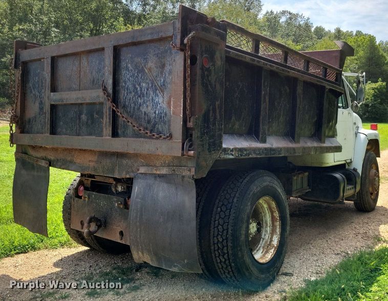 image for item LS9680 1988 International 1954  dump truck