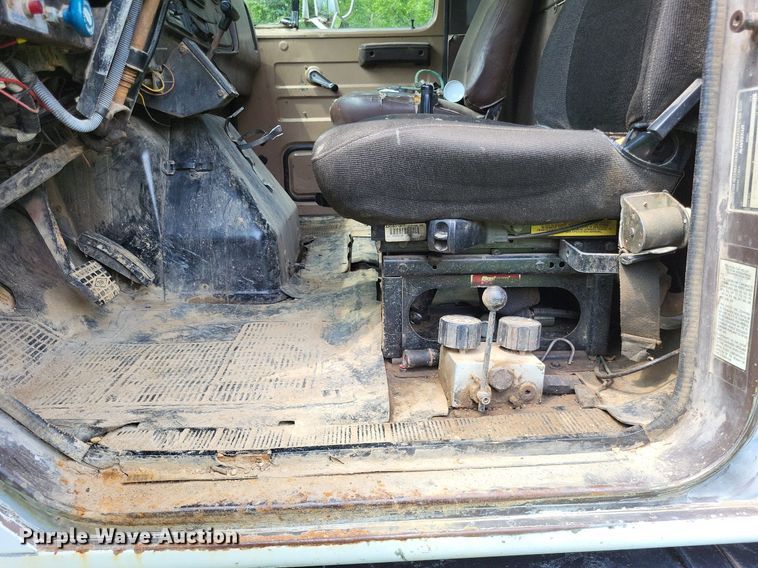 image for item LS9680 1988 International 1954  dump truck