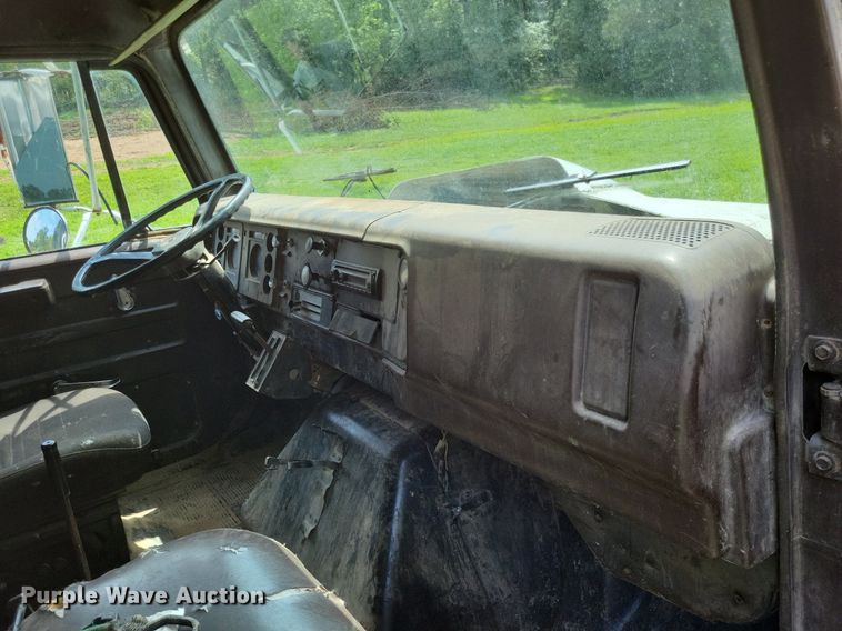 image for item LS9680 1988 International 1954  dump truck