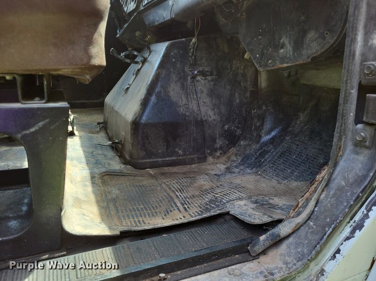 image for item LS9680 1988 International 1954  dump truck