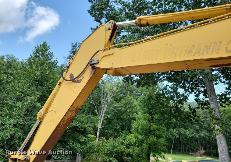 image for item LS9681 1994 Caterpillar 322L  excavator