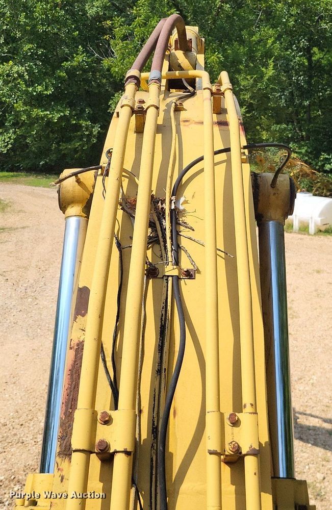 image for item LS9681 1994 Caterpillar 322L  excavator