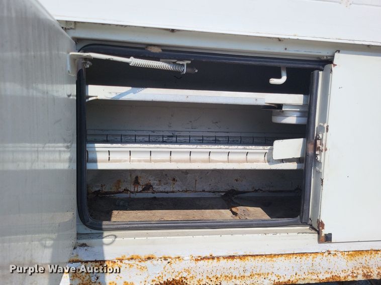 image for item LS9688 2008 International Work Star 7300  bucket truck