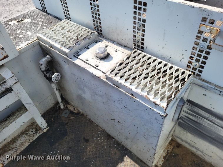 image for item LS9688 2008 International Work Star 7300  bucket truck