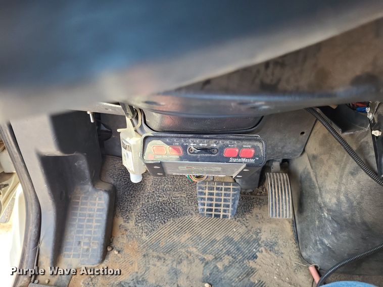 image for item LS9688 2008 International Work Star 7300  bucket truck