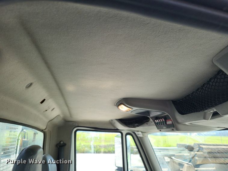 image for item LS9688 2008 International Work Star 7300  bucket truck