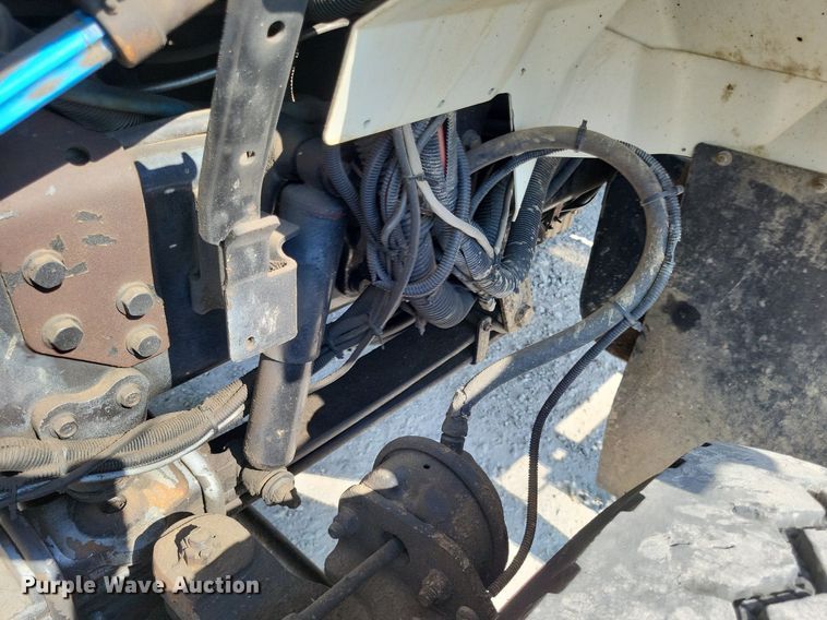 image for item LS9688 2008 International Work Star 7300  bucket truck