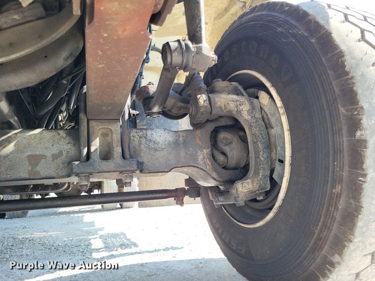 image for item LS9688 2008 International Work Star 7300  bucket truck