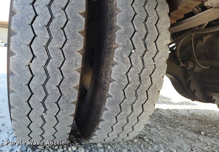 image for item LS9688 2008 International Work Star 7300  bucket truck