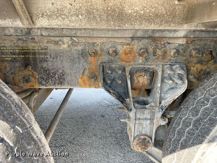 image for item LV9789 2016 International 7600  vacuum truck