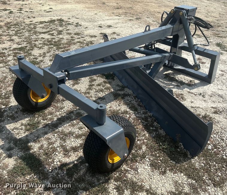 image for item MD9014 skid steer grader