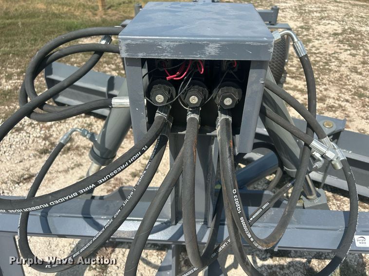 image for item MD9014 skid steer grader