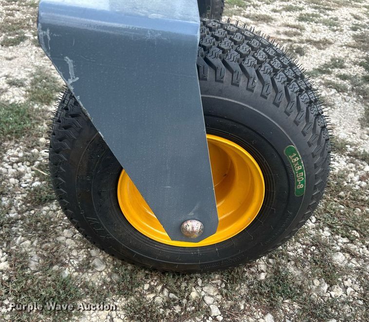 image for item MD9014 skid steer grader